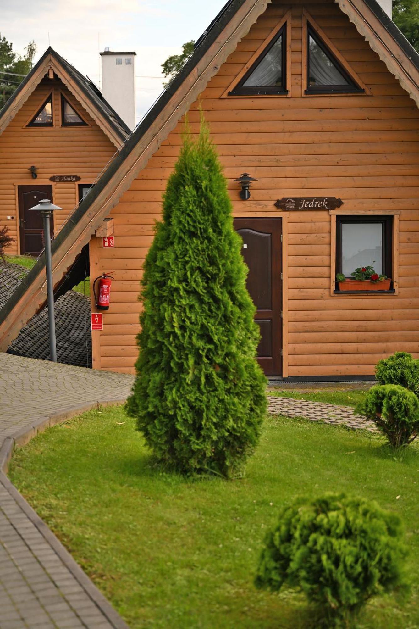 Villa Domki Caloroczne Osada Zbojecka Jandura à Kluszkowce Extérieur photo